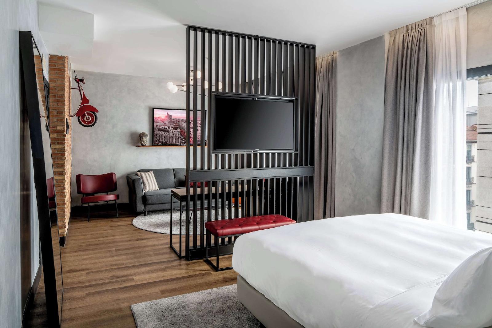 Radisson RED Madrid
