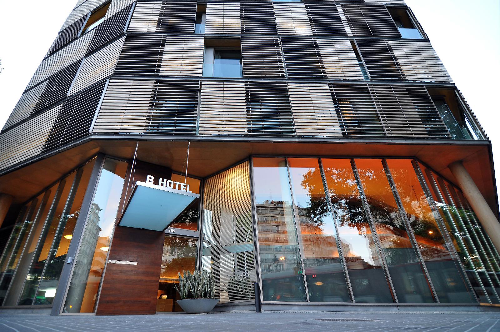 B-Hotel