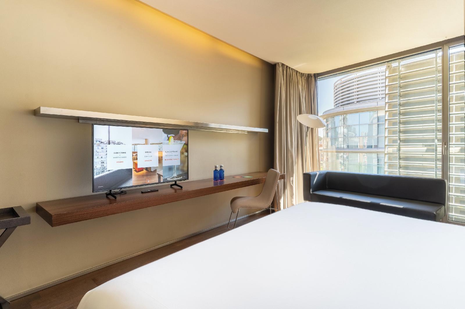 B-Hotel