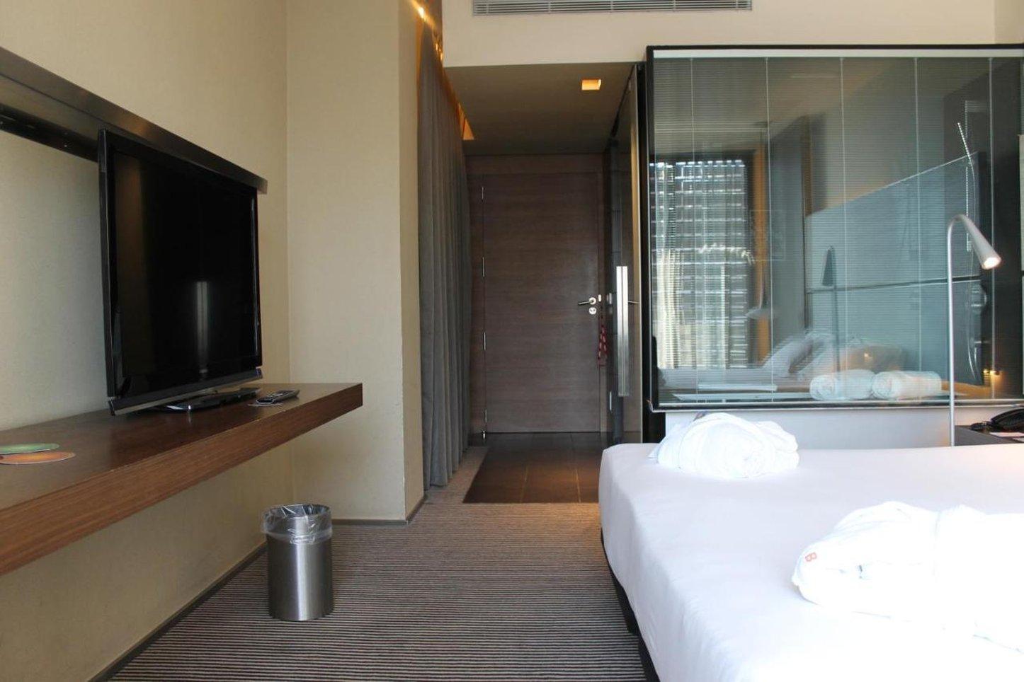 B-Hotel