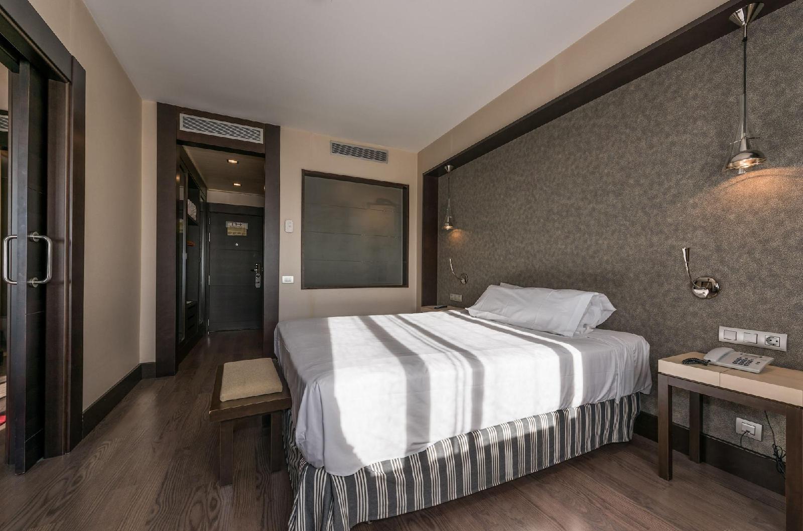Hotel Mercader