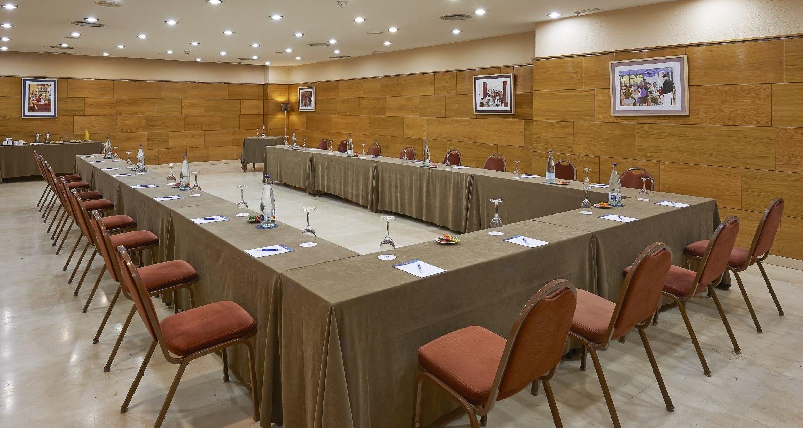 iStay by NH Zaragoza Sport Hotel