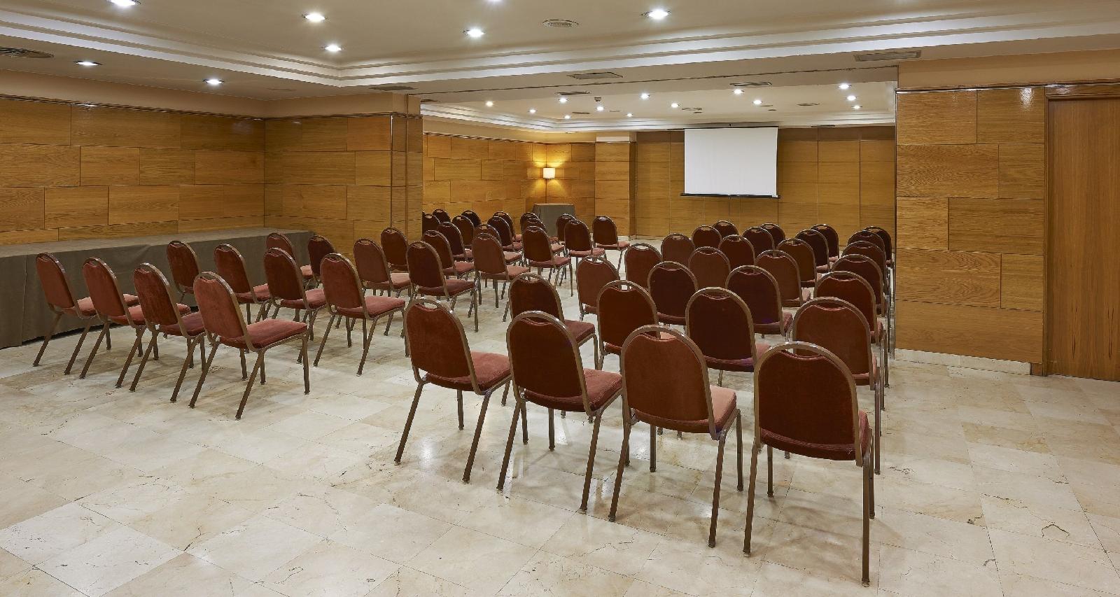 iStay by NH Zaragoza Sport Hotel