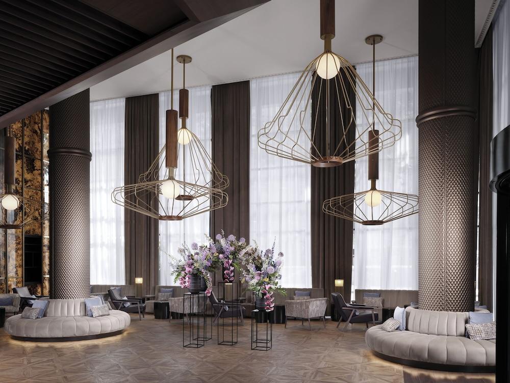 Sofitel Barcelona Skipper