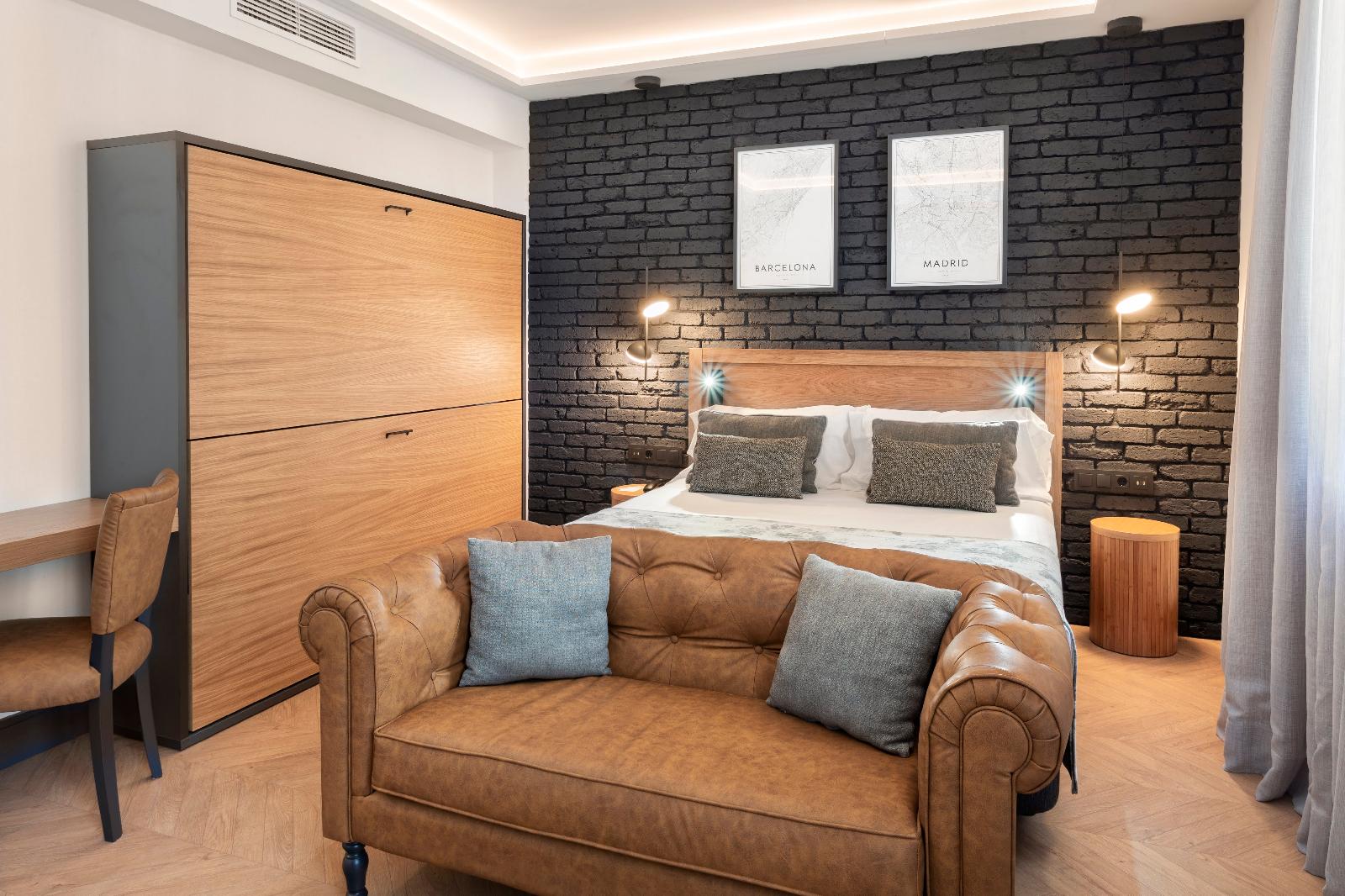 Catalonia Goya Hotel