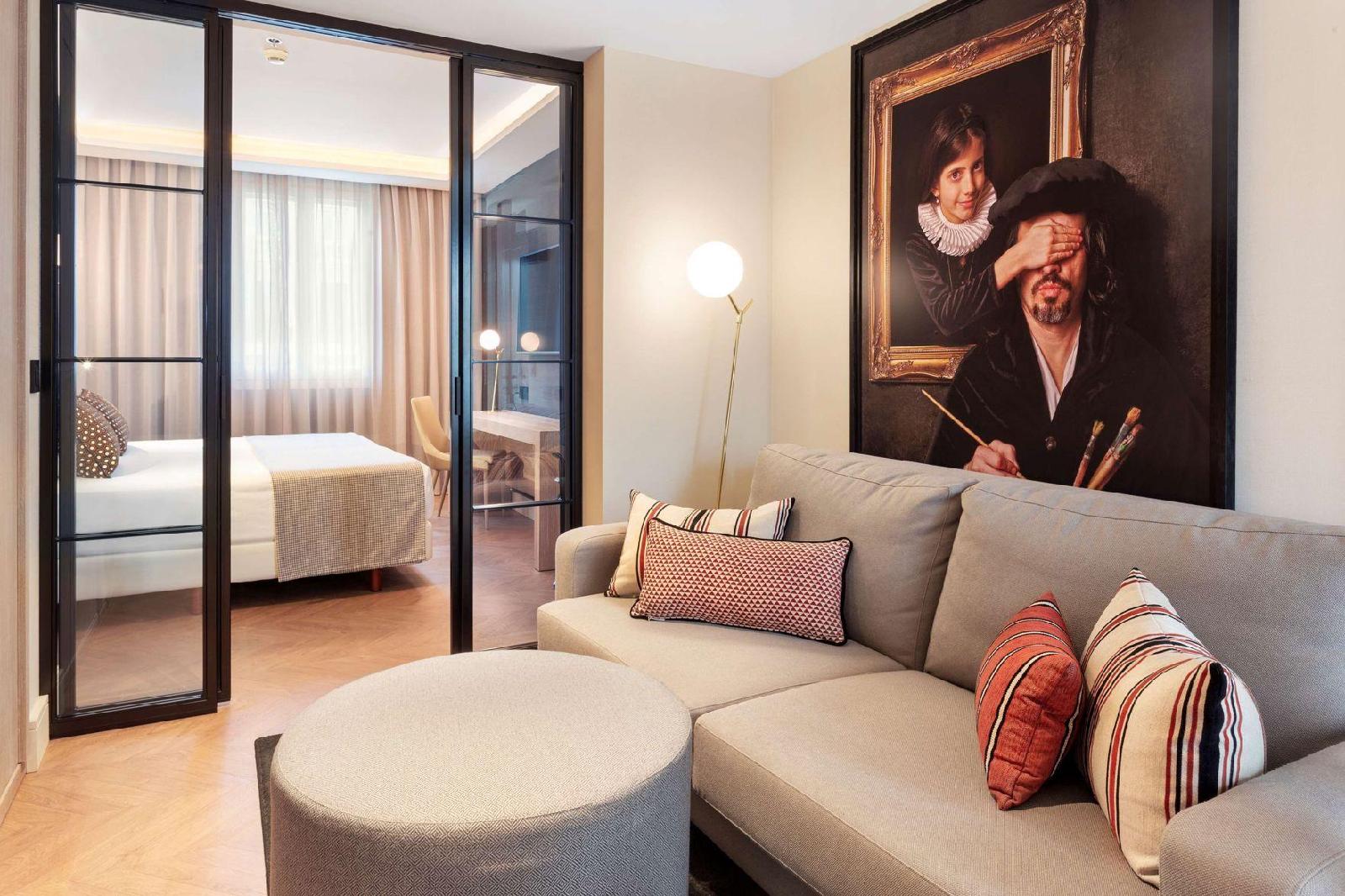 Catalonia Goya Hotel
