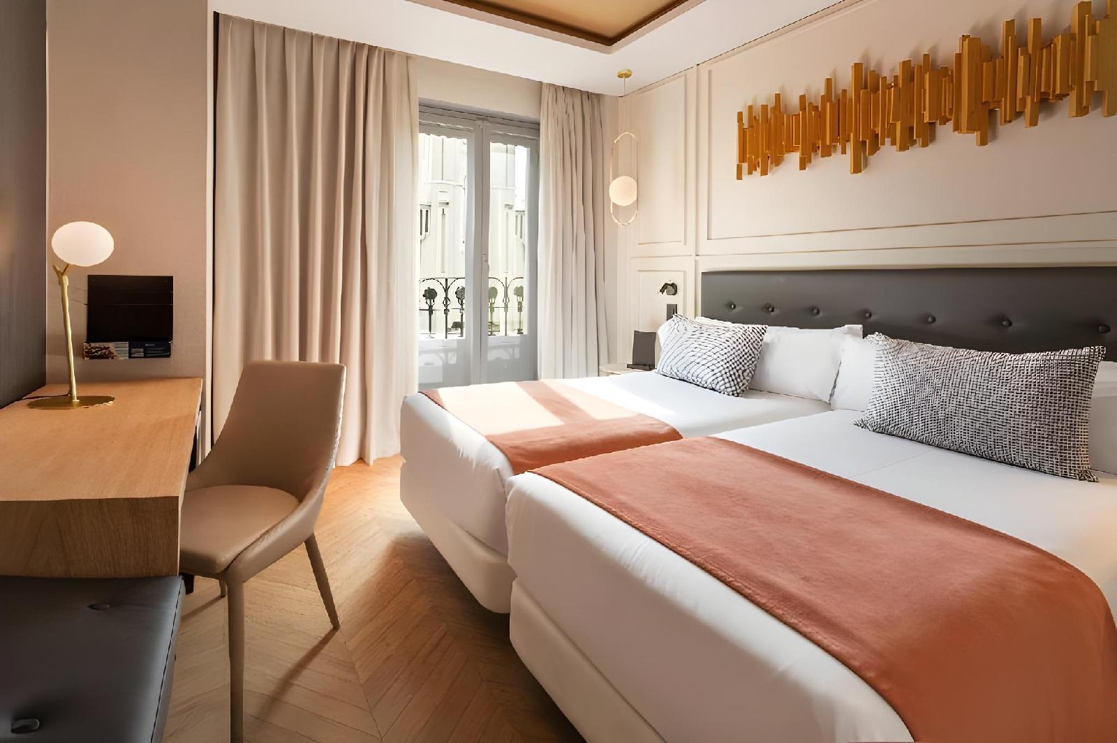Catalonia Goya Hotel