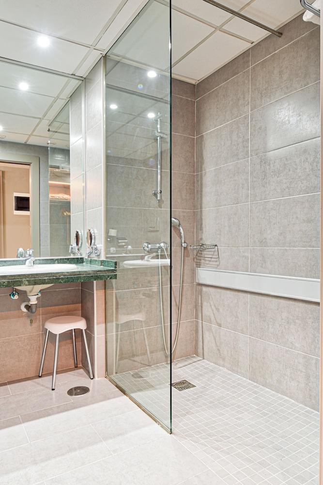Olympia Hotel Events & Spa