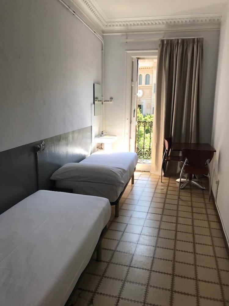 Hotel Monegal