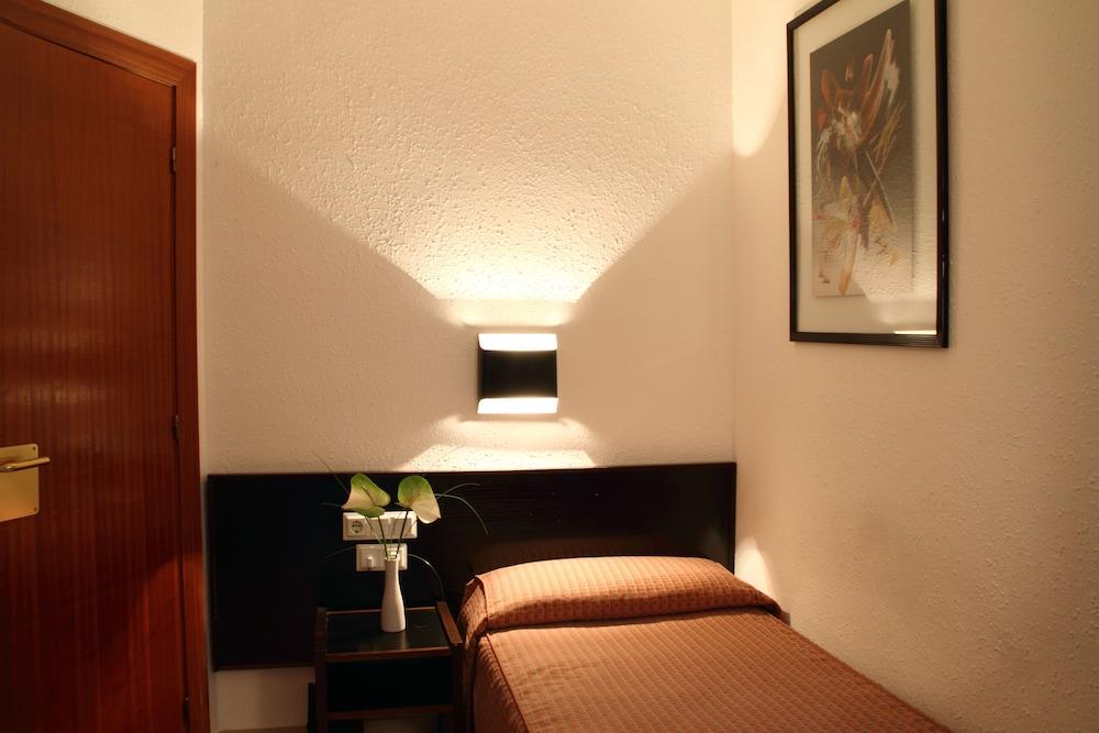 Hotel Monegal