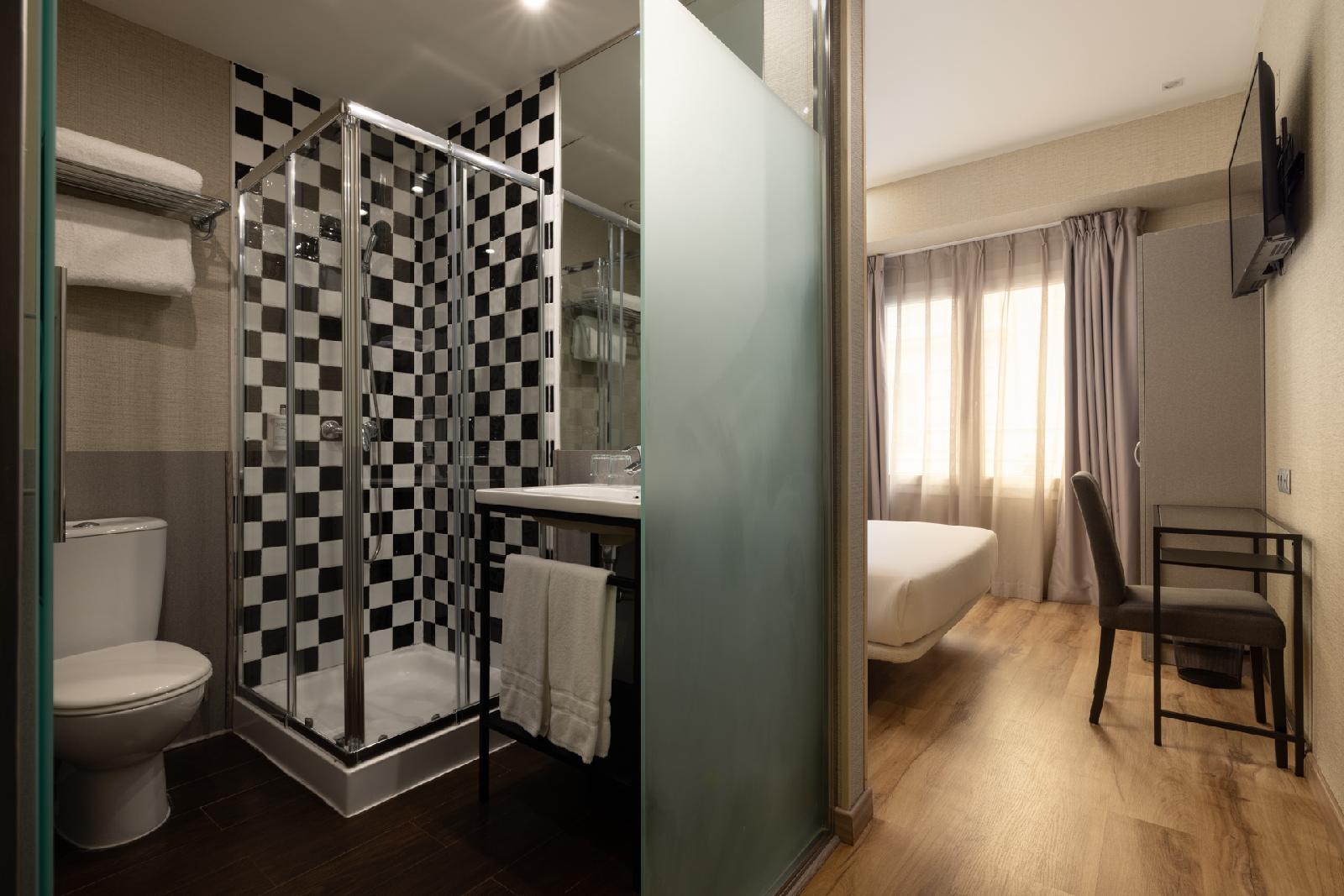 Hotel Avenida Gran Via