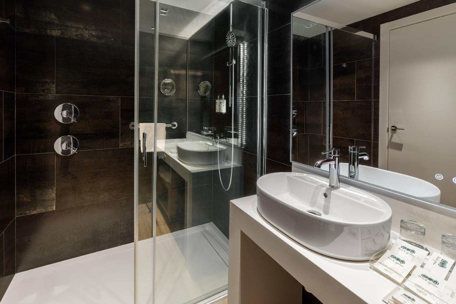 Catalonia Giralda Hotel