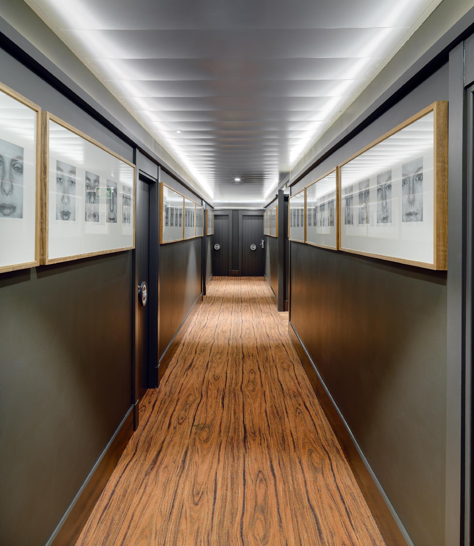 H10 Puerta De Alcalá 4* Sup