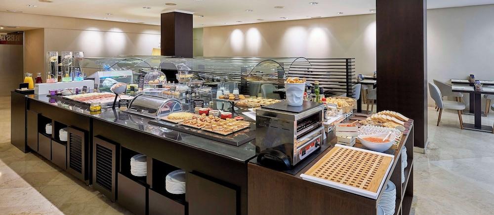 iStay by NH Ciudad de Valencia Hotel
