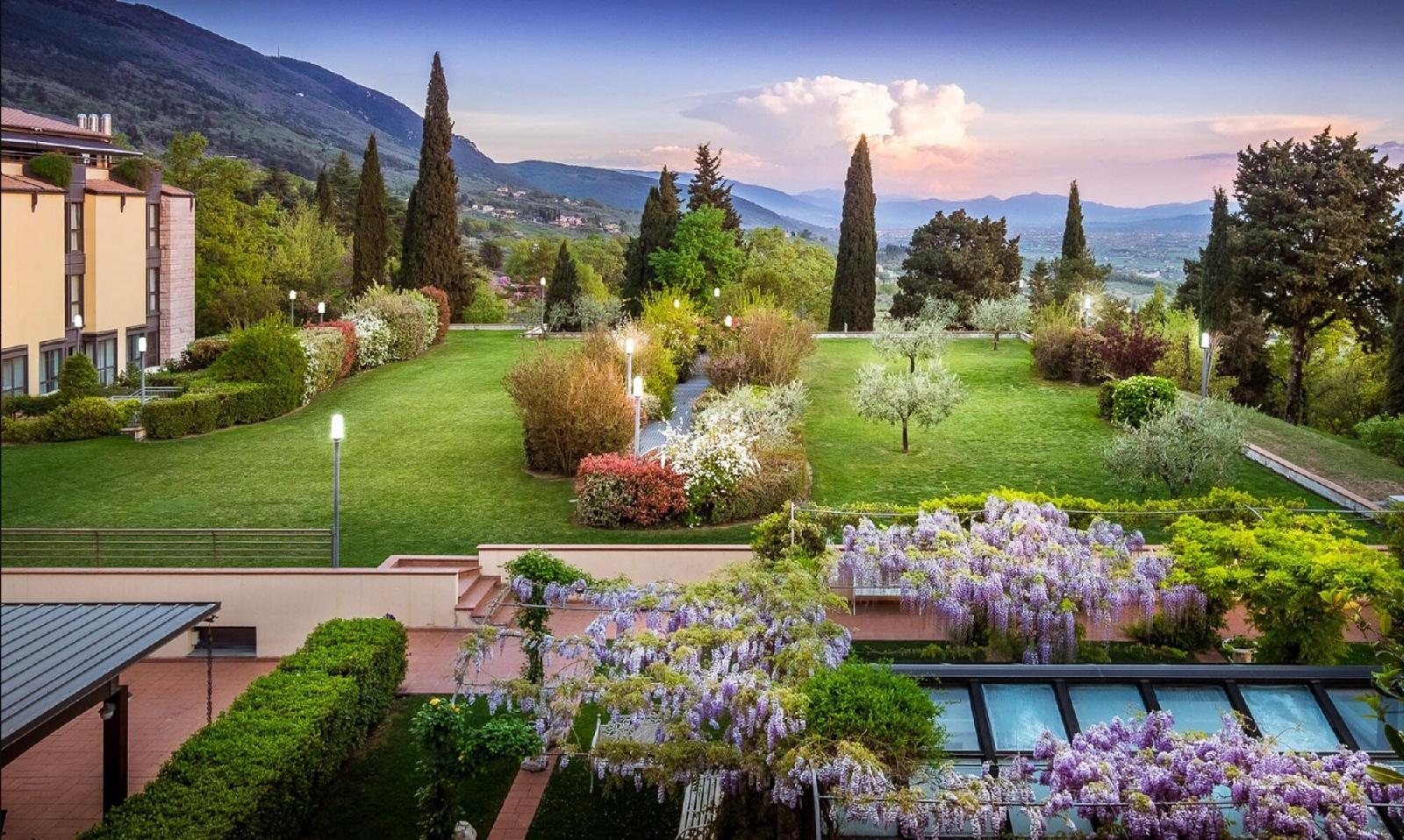 Bv Grand Hotel Assisi