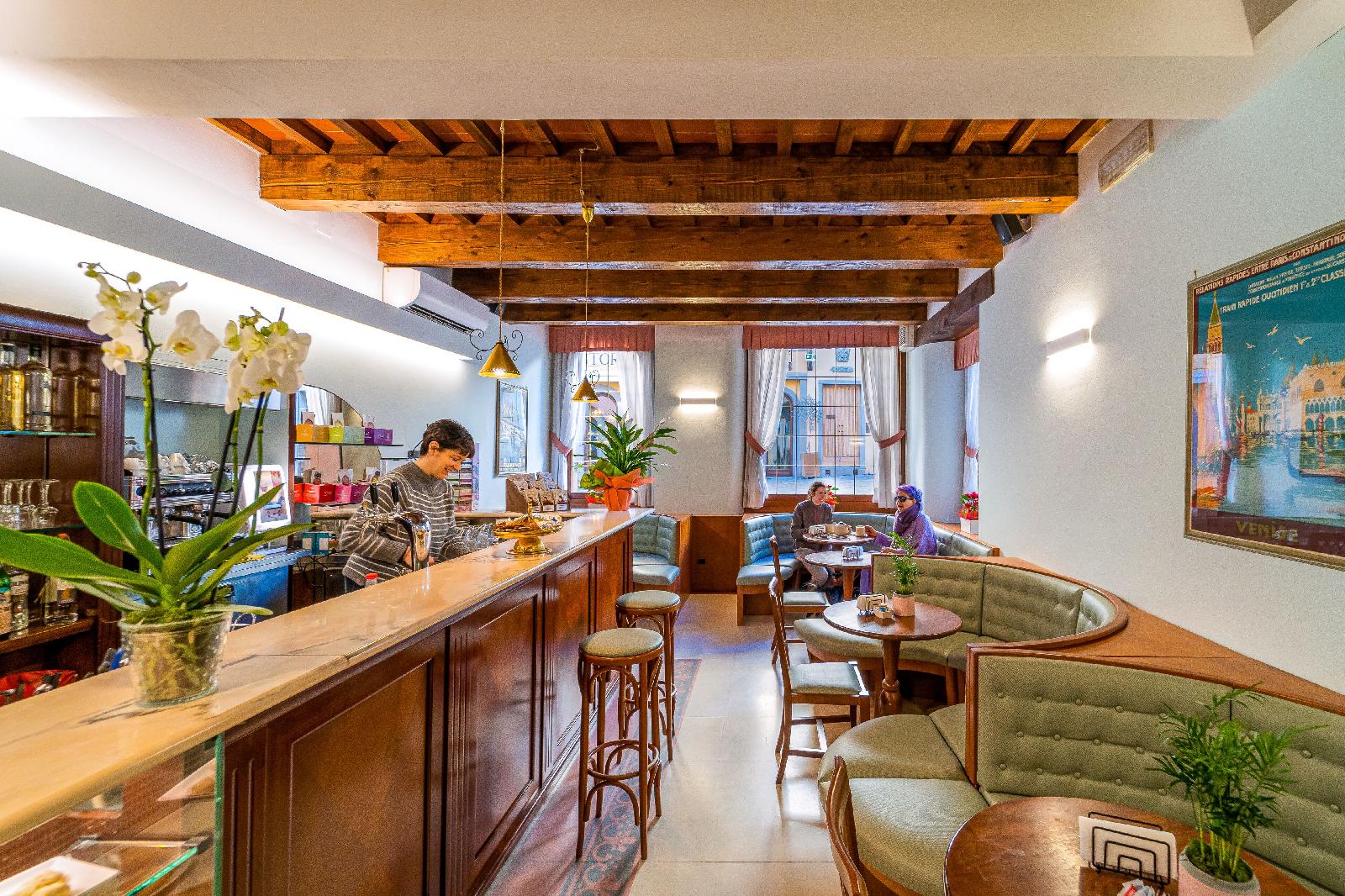 Albergo Falterona