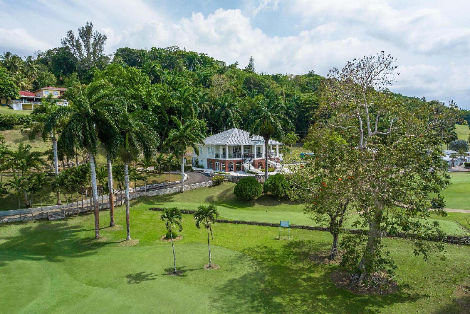  Sandals Dunn's River 
