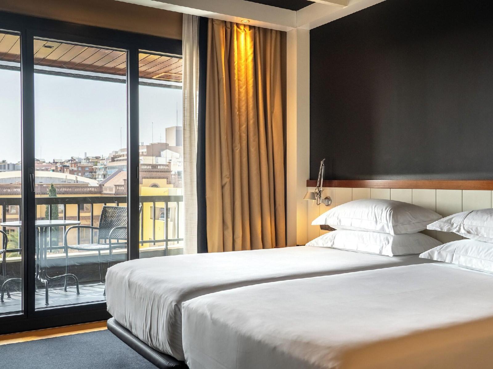 U232 Hotel