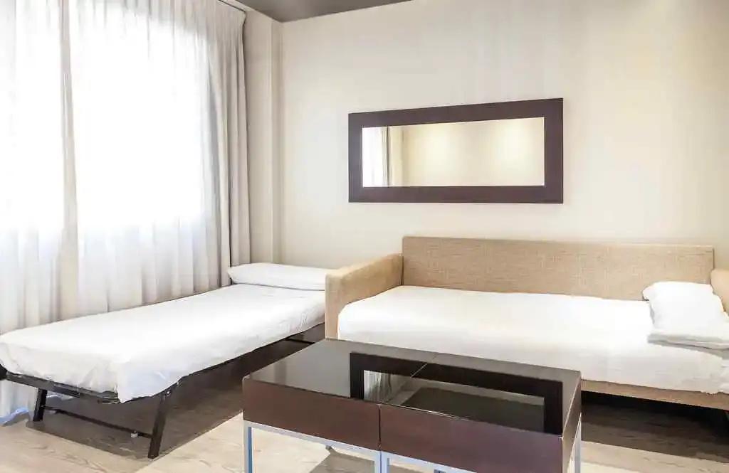 Suites Viena Plaza De España