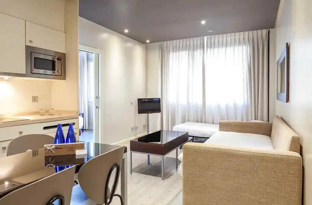 Suites Viena Plaza De España