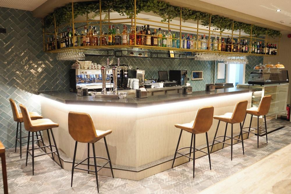 Hotel Sercotel Doña Carmela