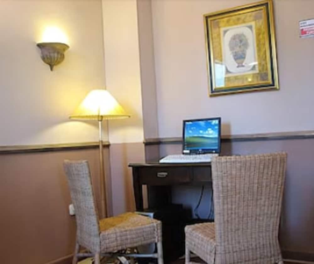Hotel Sercotel Doña Carmela