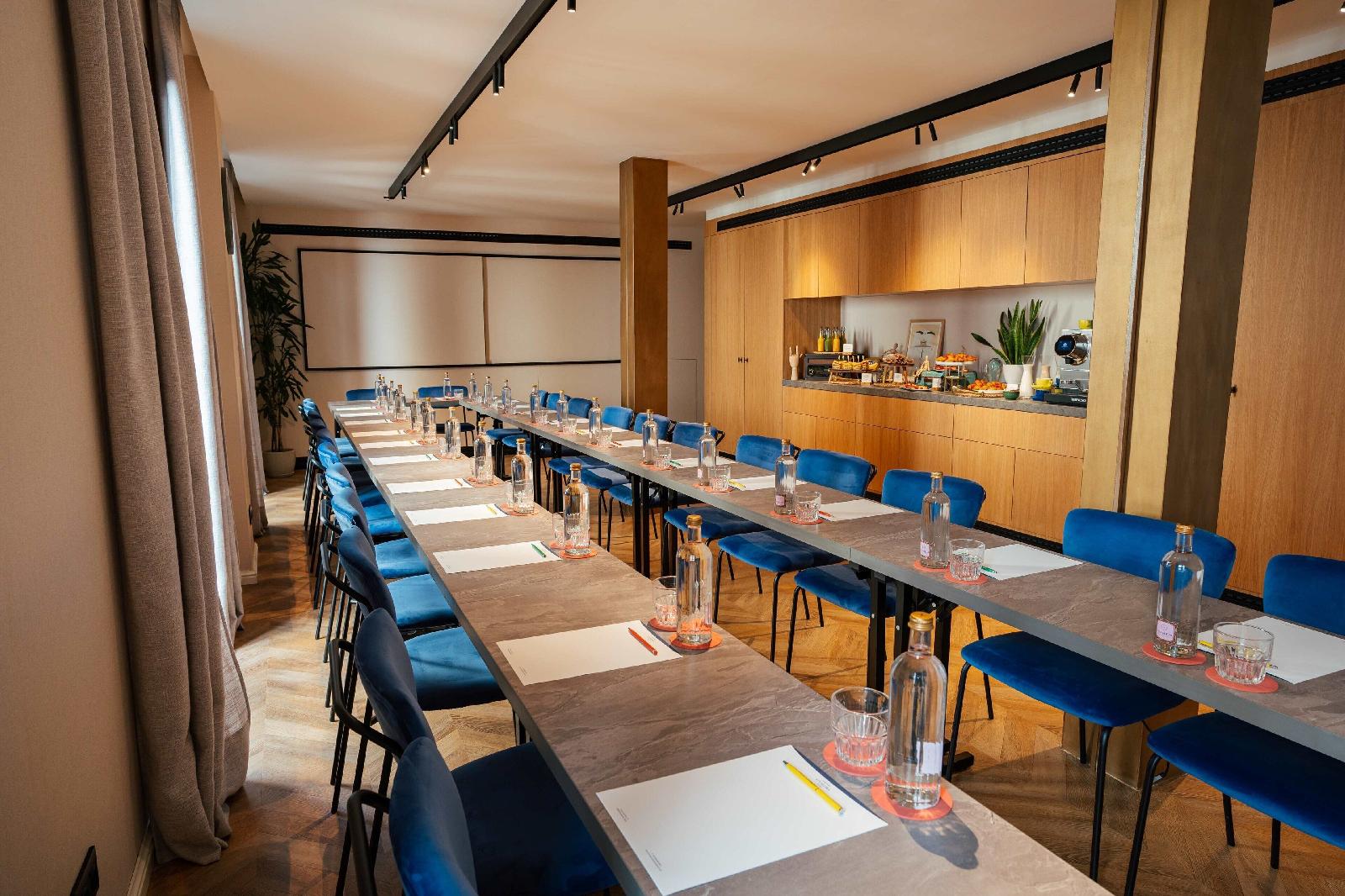 Kimpton Vividora Hotel By Ihg
