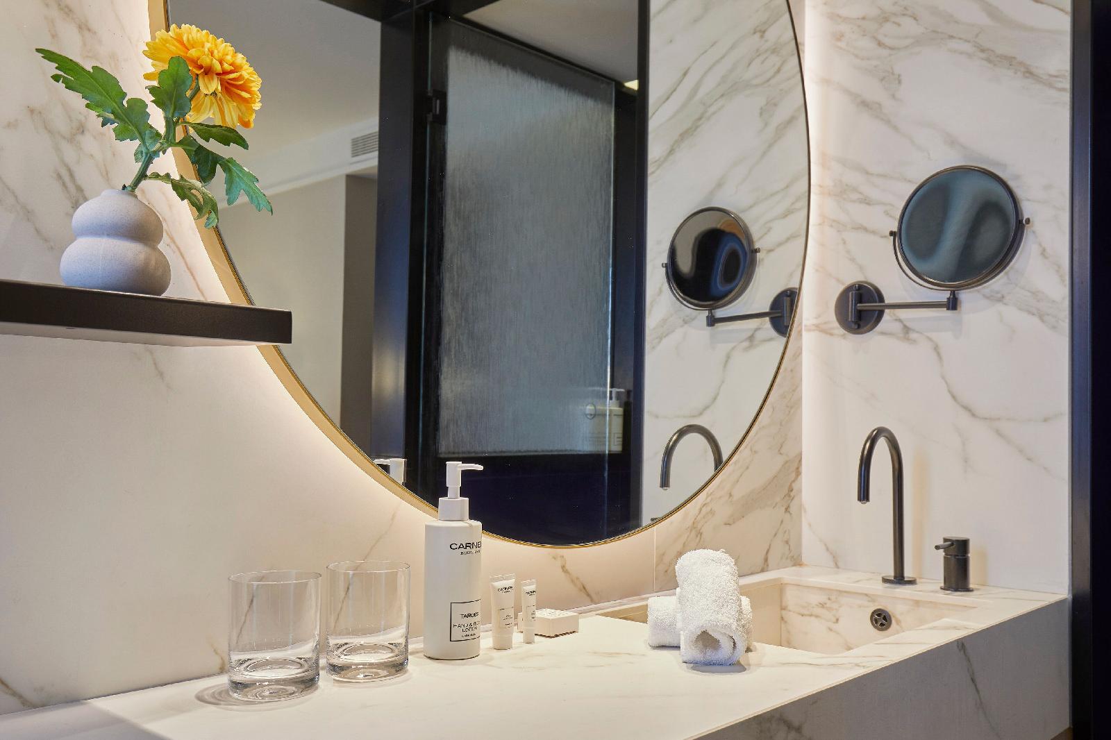 Kimpton Vividora Hotel By Ihg