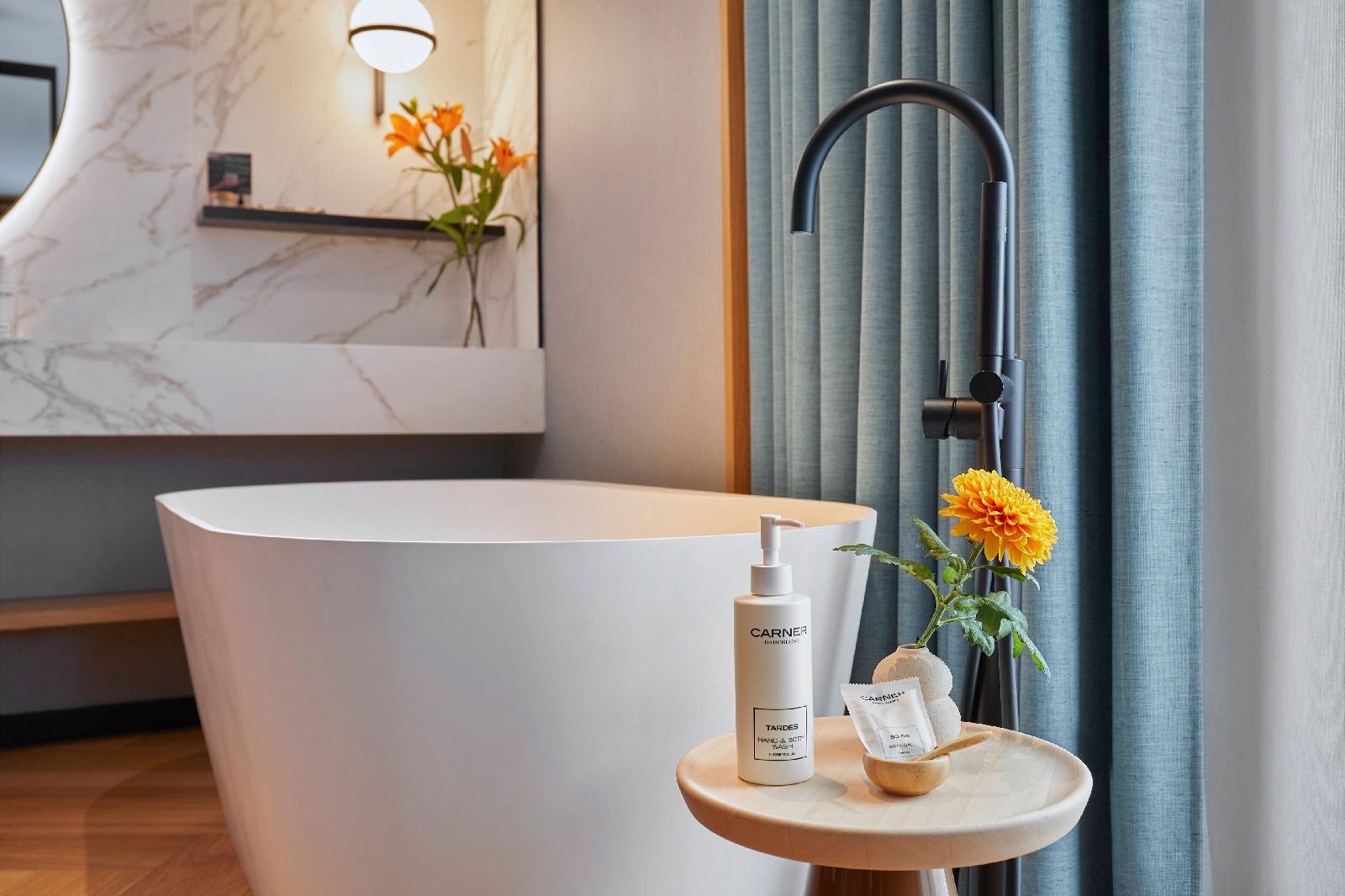 Kimpton Vividora Hotel By Ihg