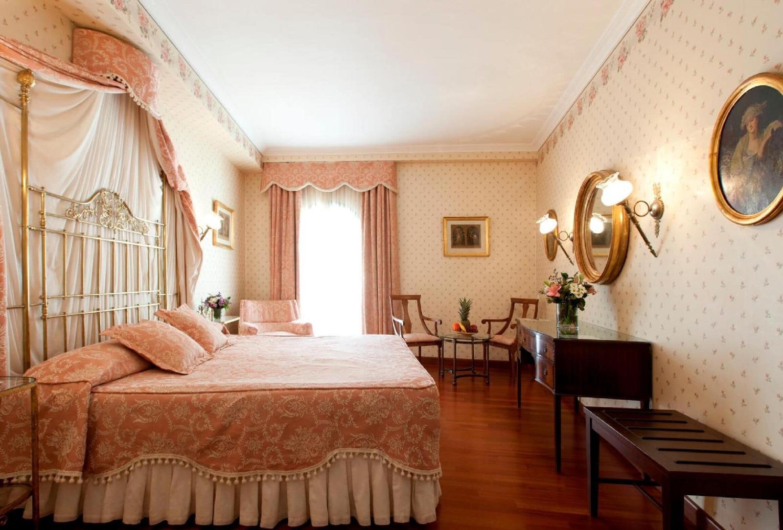 Doña Maria Hotel