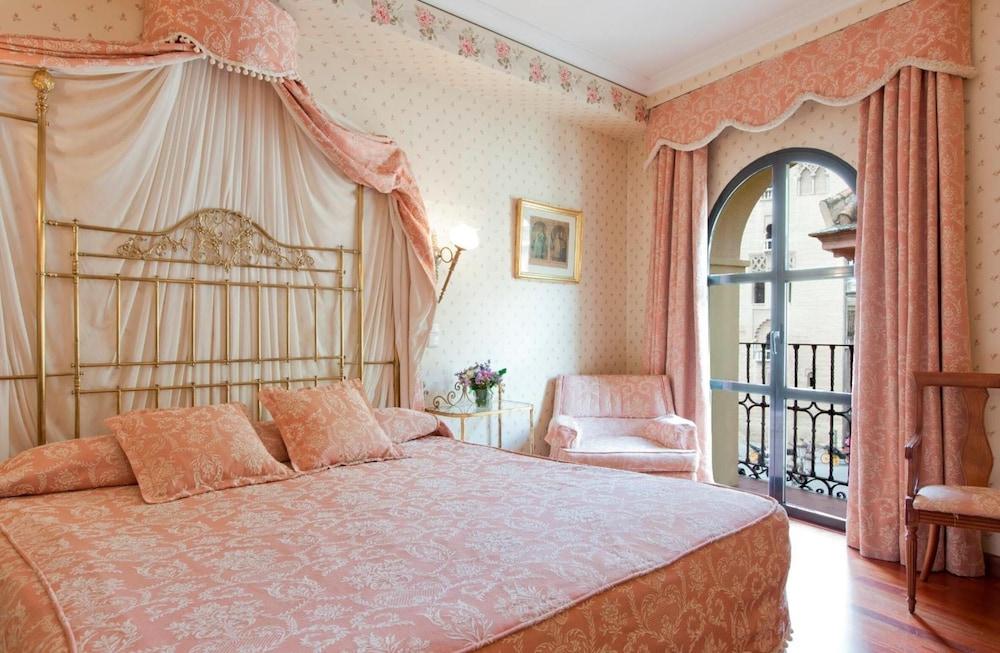 Doña Maria Hotel