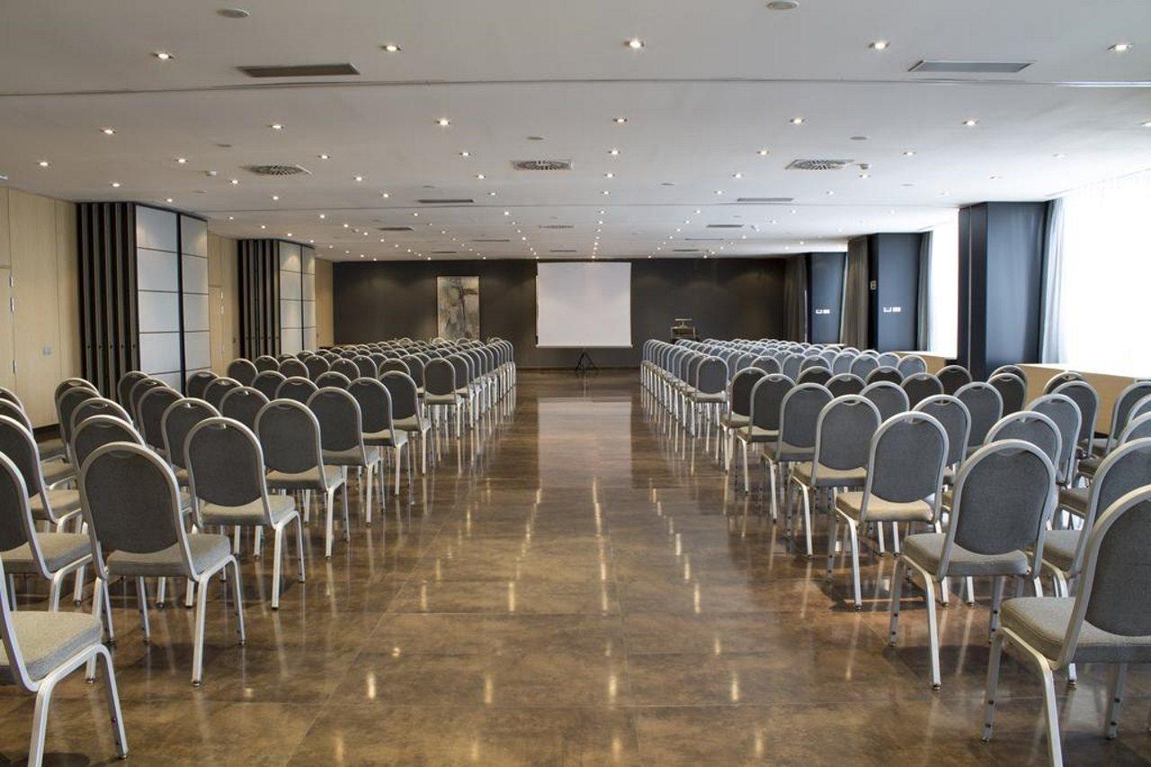 Ac Hotel Madrid Feria By Marriott