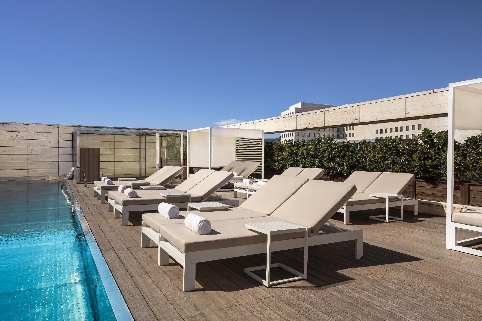 NH Collection Barcelona Constanza