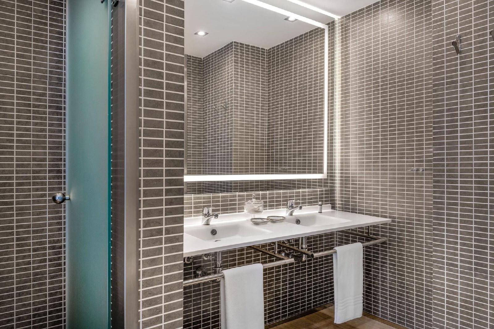 Ac Hotel Recoletos By Marriott