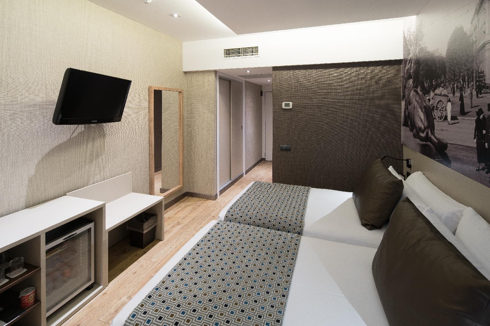 Hotel Catalonia Born