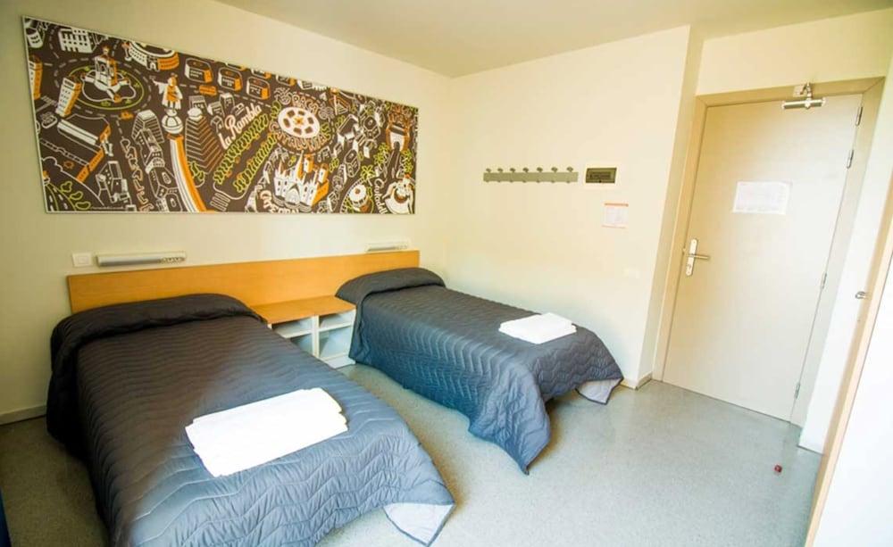 Barcelona Pere Tarrés Youth Hostel