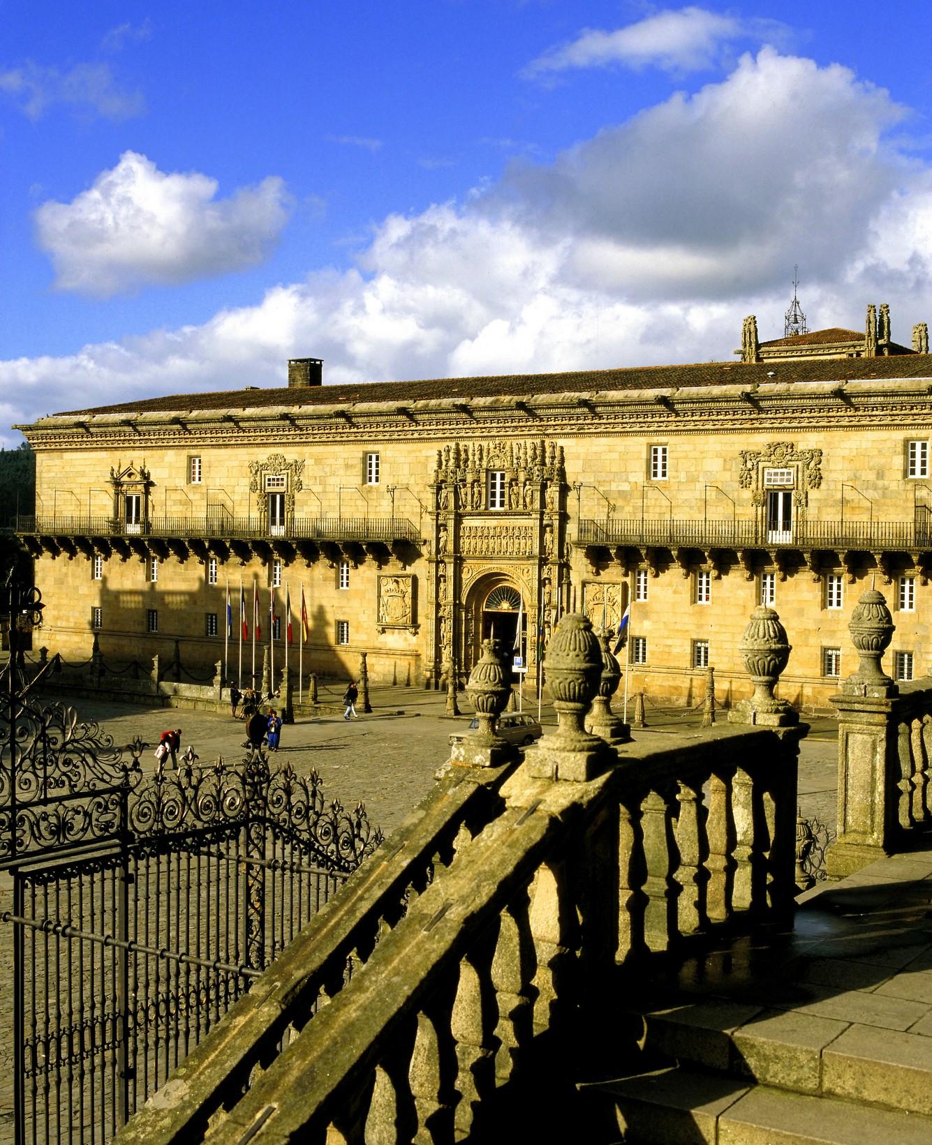 Vuelo Hotel A Santiago De Compostela Viajes Desde 279 Logitravel Crea tu viaje con vuelo+hotel a santiago de compostela. parador de santiago hostal reis catolicos