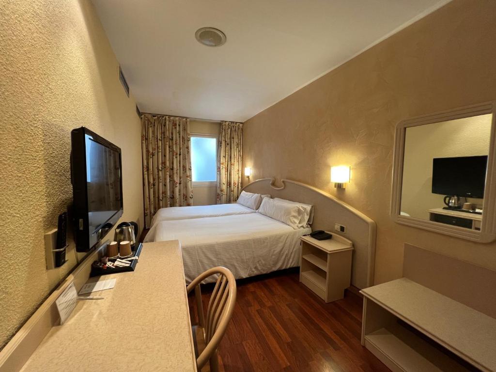 Hotel Lleo
