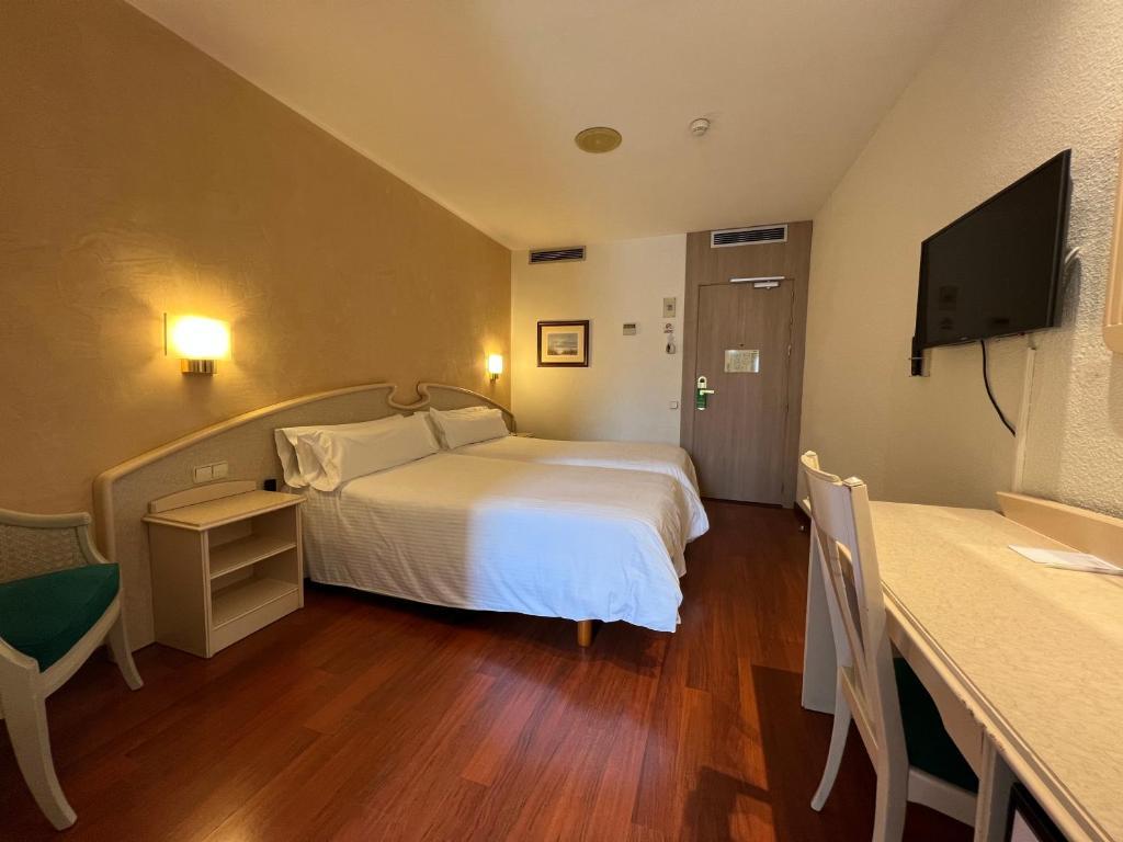 Hotel Lleo