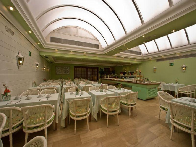 Hotel Lleo