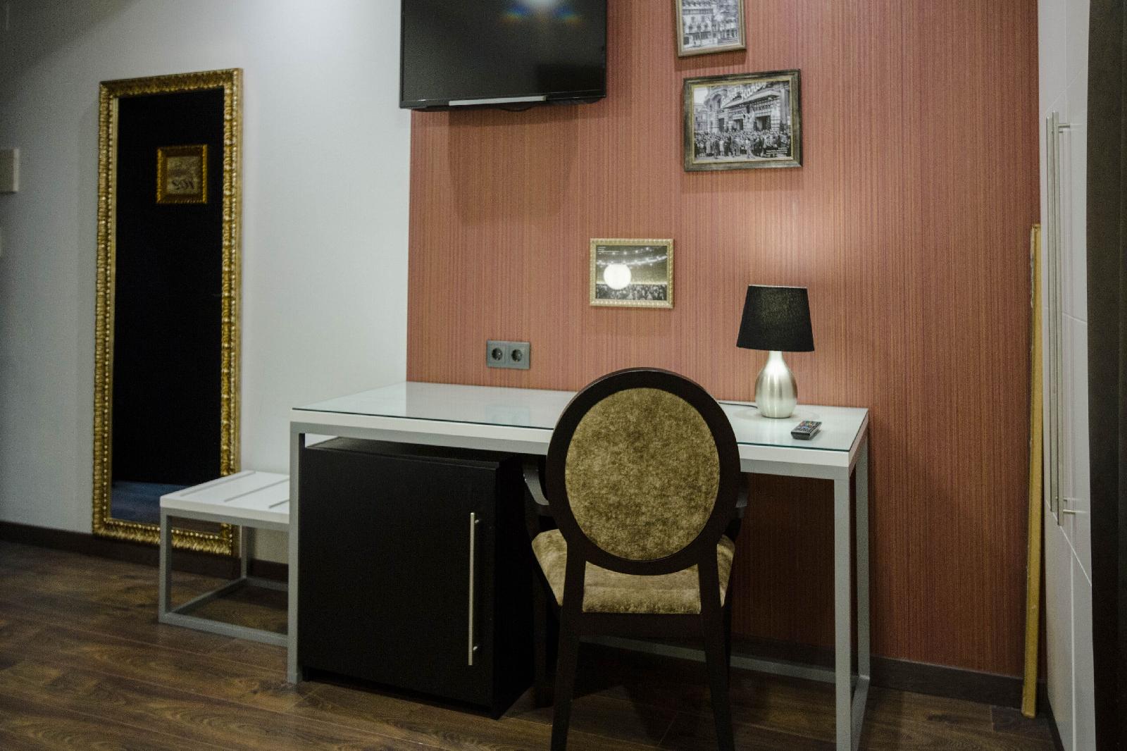 Hotel Moderno Barcelona