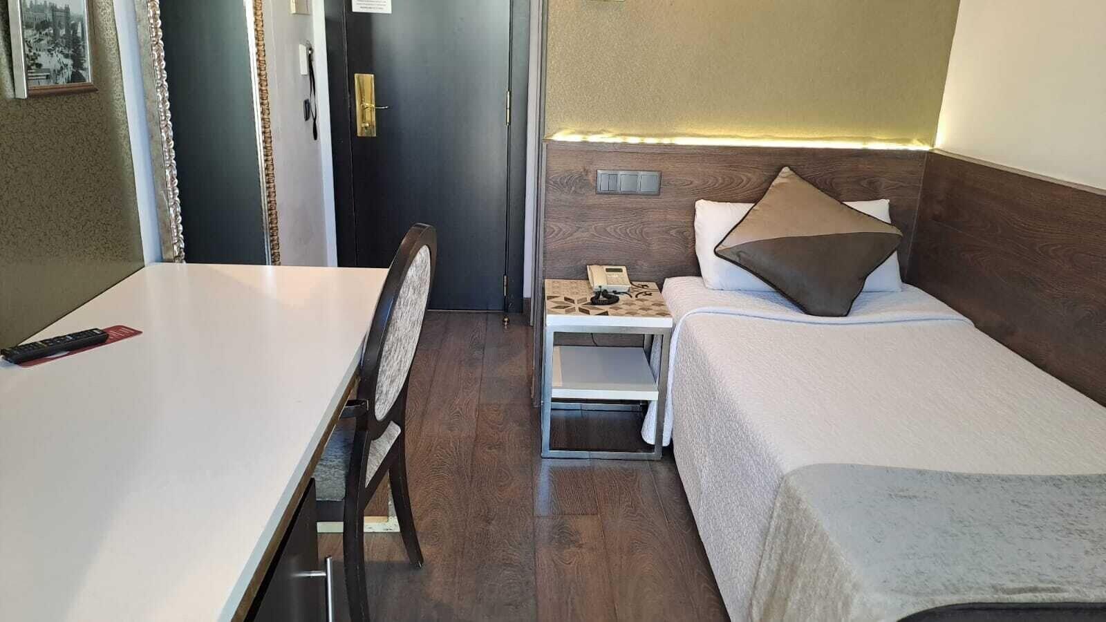 Hotel Moderno Barcelona