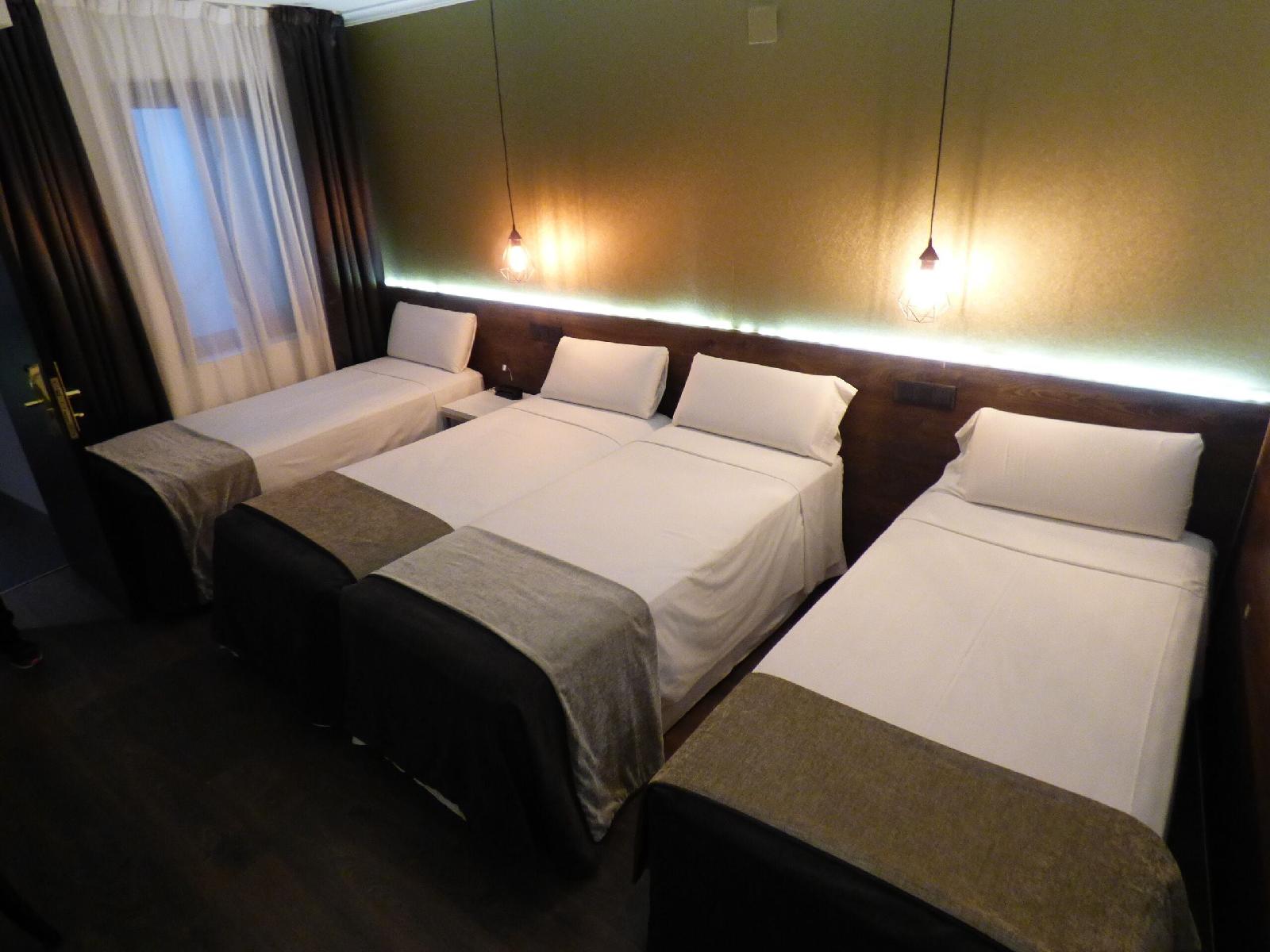 Hotel Moderno Barcelona