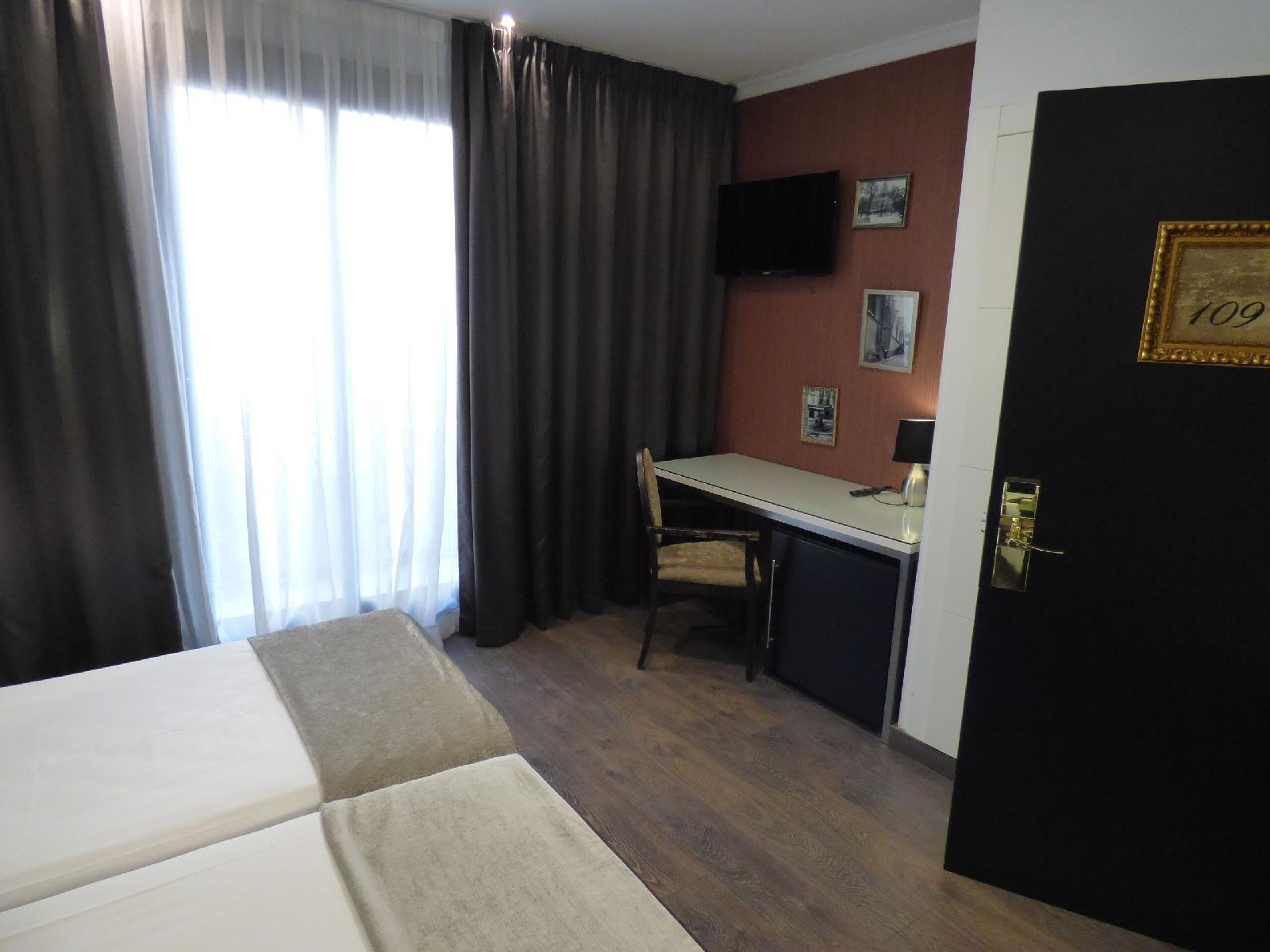Hotel Moderno Barcelona