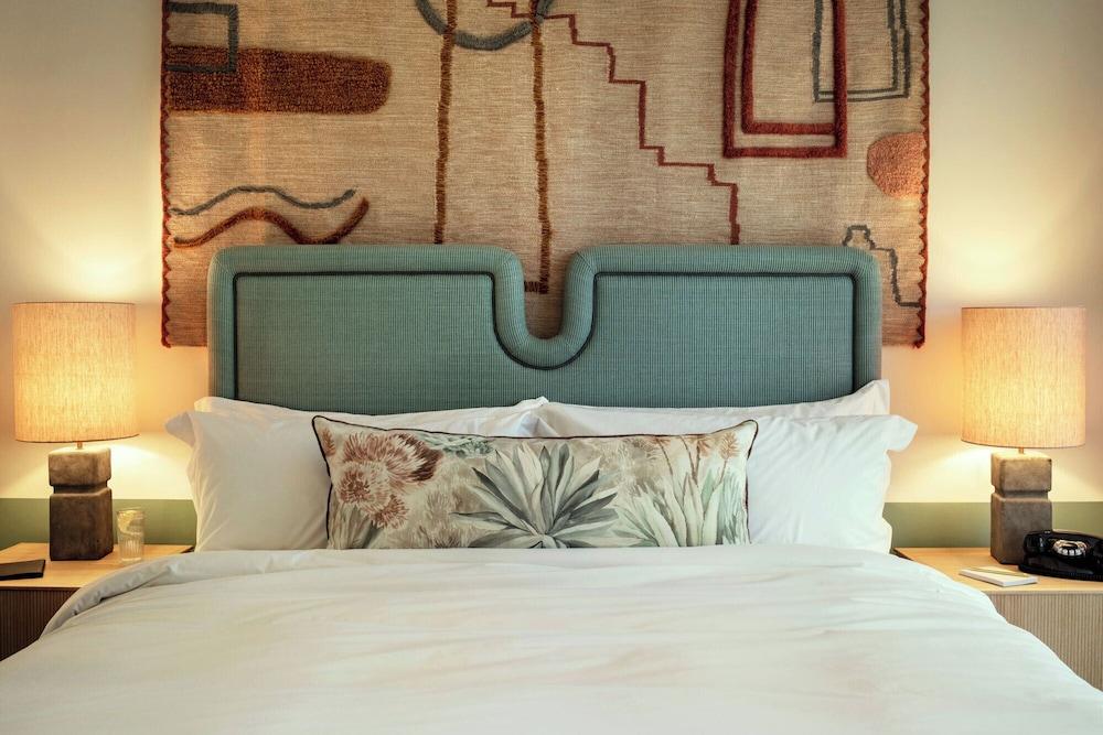 The Hoxton Poblenou