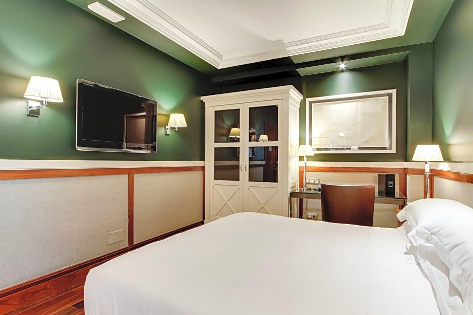 Hotel 1898