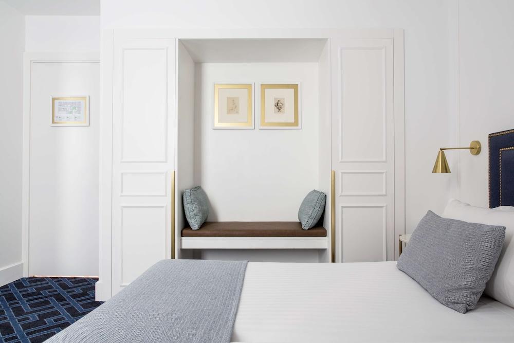 Hotel Midmost