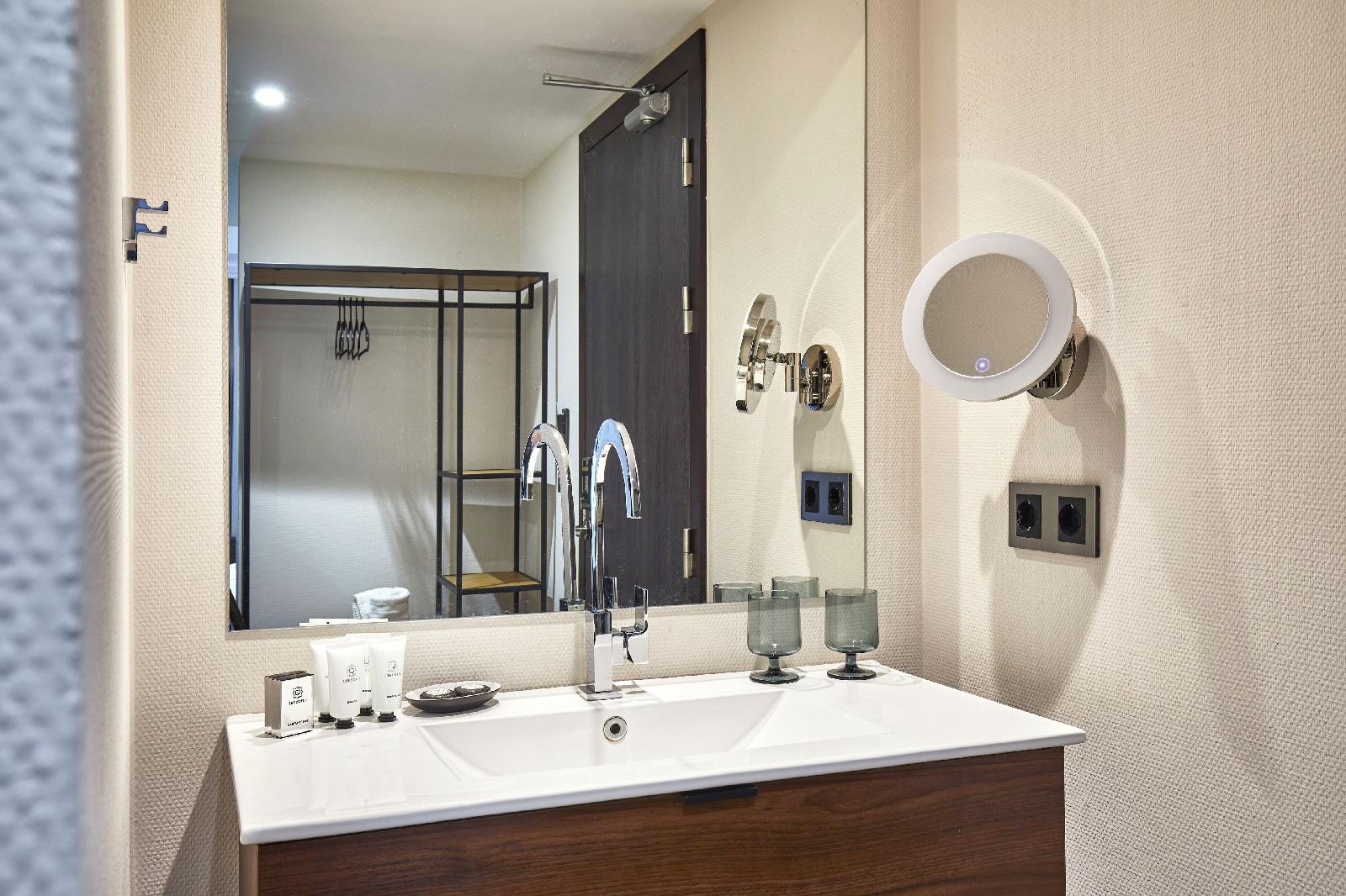 Hotel Cortes Rambla