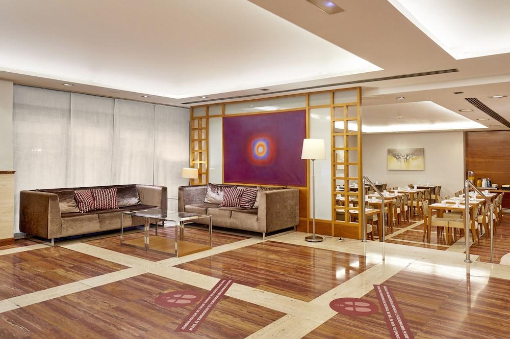 Hotel Exe Mitre