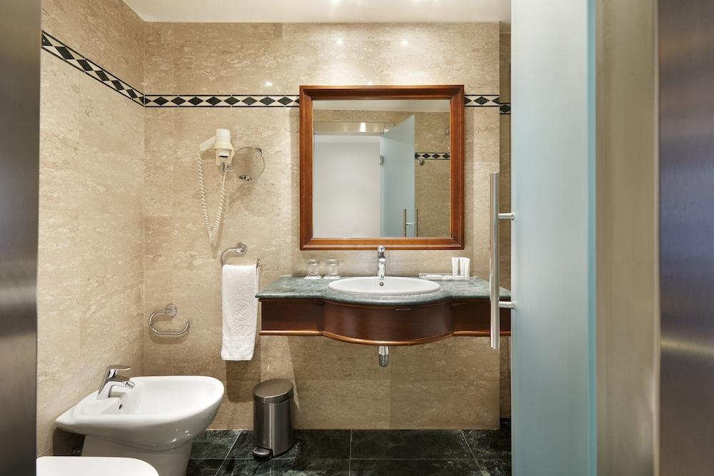 Hotel Exe Mitre